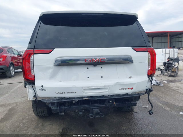 GMC Yukon At4