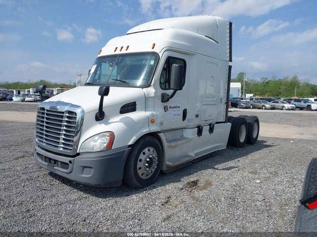 Freightliner Cascadia 113