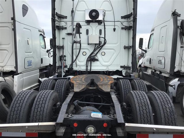 Freightliner New Cascadia 126
