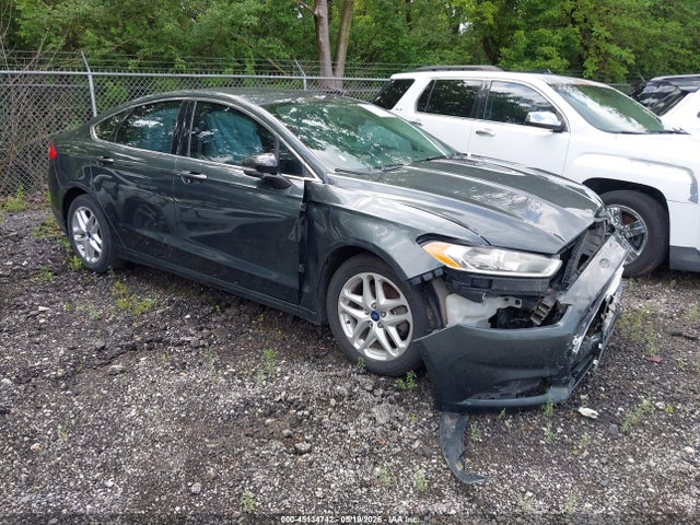 Salvage Ford Fusion Image