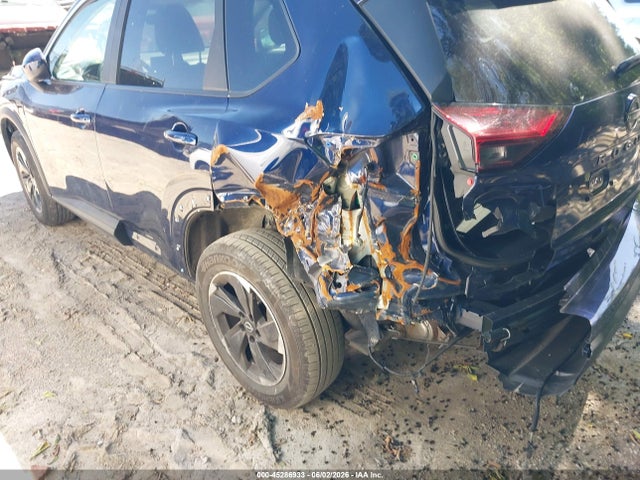 Nissan Rogue Sv Fwd
