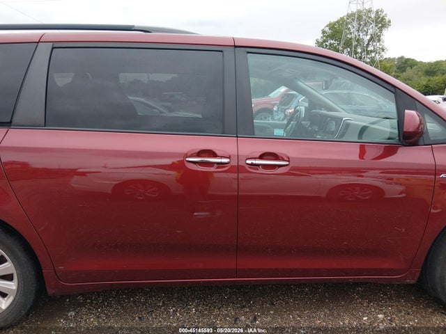 Toyota Sienna Xle