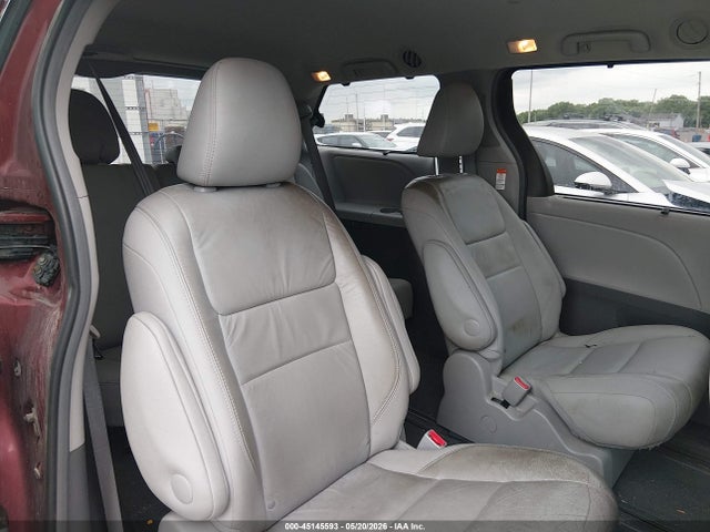 Toyota Sienna Xle