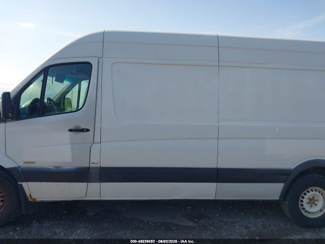 Mercedes-Benz Sprinter 2500 High Roof