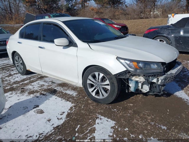Salvage Honda Accord Image