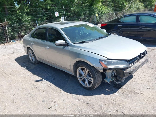Salvage Volkswagen Passat Image