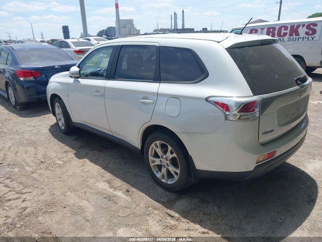 Mitsubishi Outlander Se