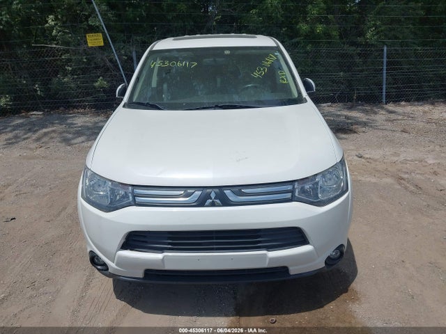 Mitsubishi Outlander Se