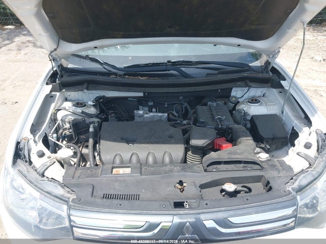 Mitsubishi Outlander Se