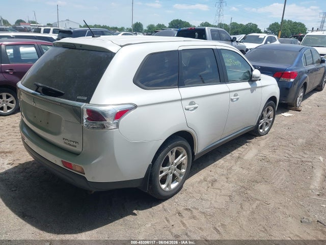 Mitsubishi Outlander Se