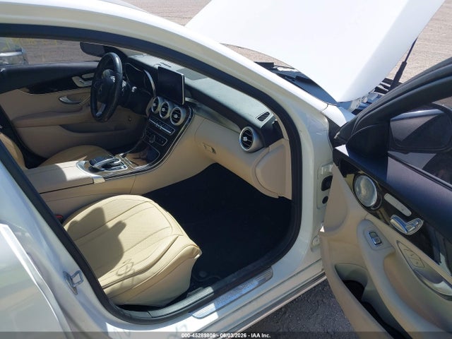 Mercedes-Benz C-Class 4matic