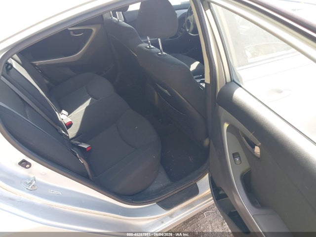 Hyundai ELANTRA Se