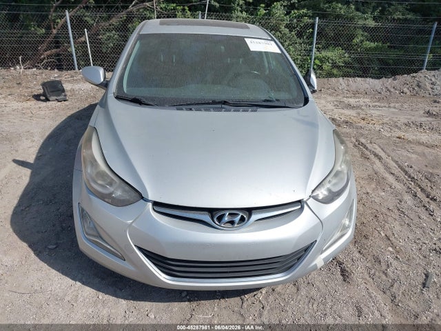 Hyundai ELANTRA Se