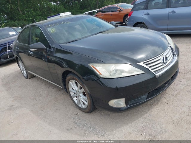 Salvage Lexus Es Image