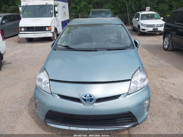 Toyota Prius Three