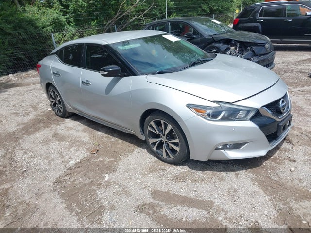 Salvage Nissan Maxima Image