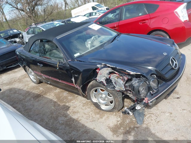 Salvage Mercedes-Benz Clk-class Image