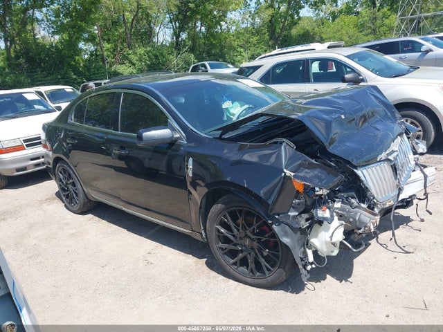 Salvage Lincoln MKS Image