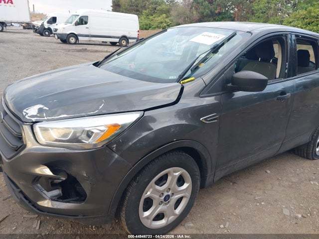 Ford Escape S