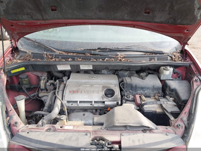 Toyota Sienna Ce