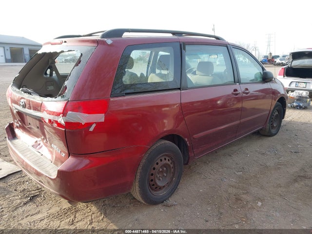 Toyota Sienna Ce