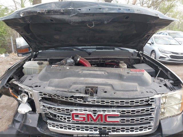 GMC Sierra 2500 Denali