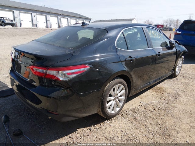 Toyota Camry Le