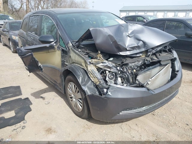 Salvage Honda Odyssey Image