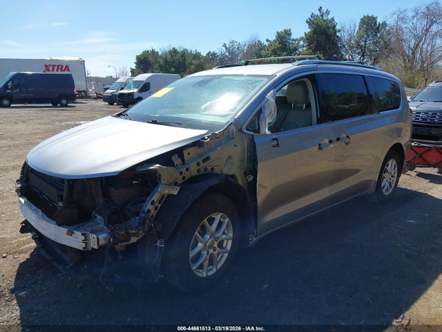 Chrysler Pacifica Touring L
