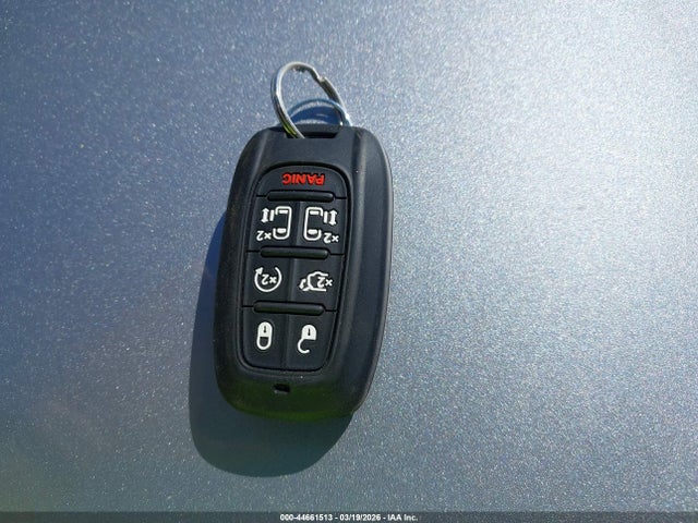 Chrysler Pacifica Touring L