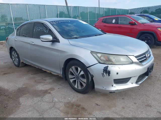 Salvage Honda Accord Image
