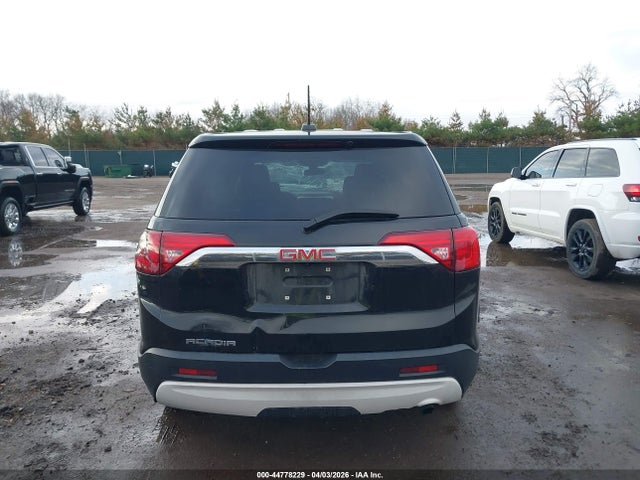 GMC Acadia Sle-1
