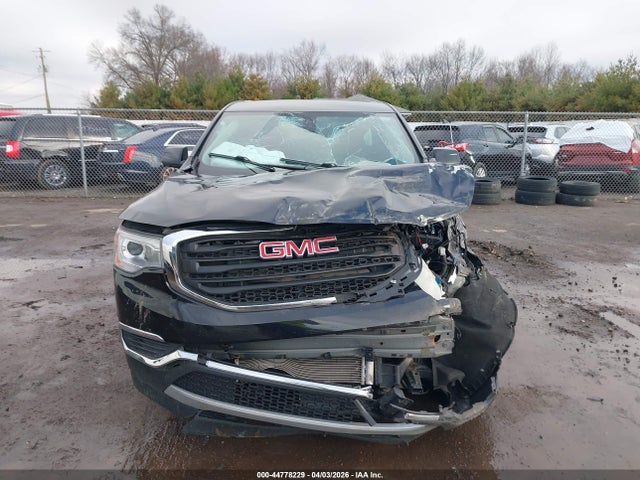 GMC Acadia Sle-1