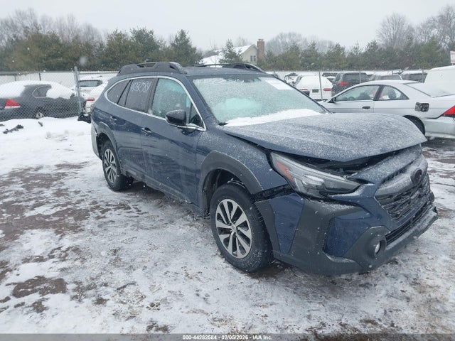Salvage Subaru Outback Image