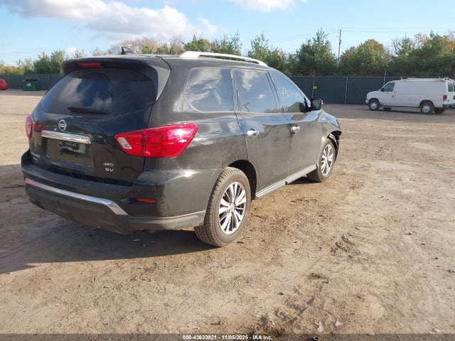 Nissan Pathfinder Sv 4wd