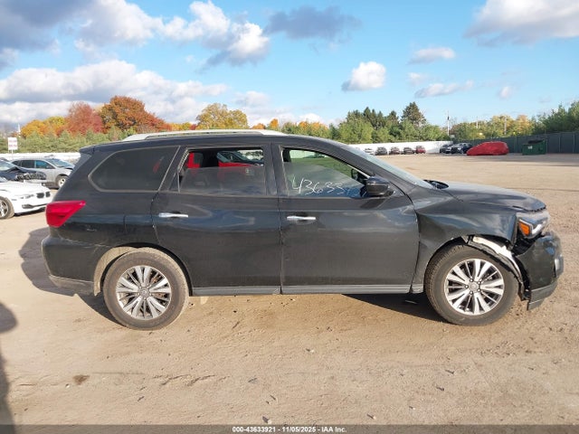 Nissan Pathfinder Sv 4wd