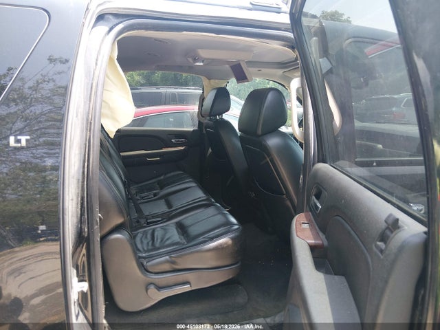 Chevrolet Suburban 1500 Lt