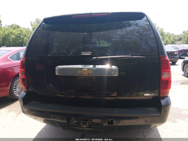 Chevrolet Suburban 1500 Lt