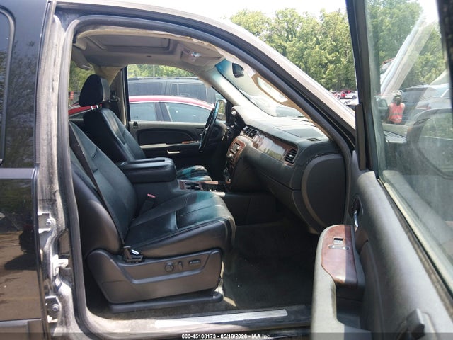 Chevrolet Suburban 1500 Lt