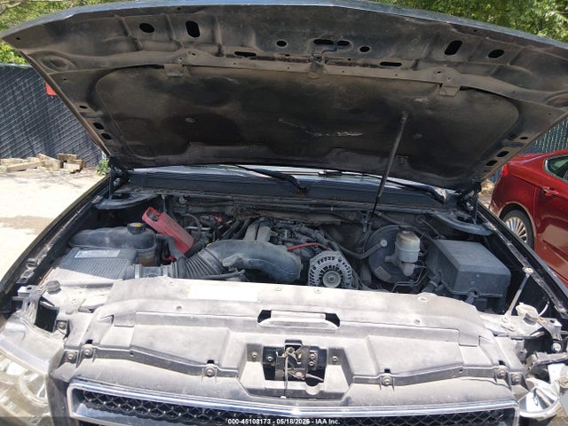 Chevrolet Suburban 1500 Lt