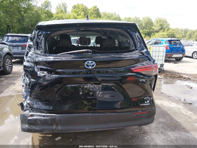 Toyota Sienna Le