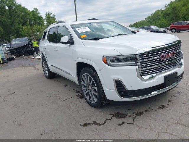 Salvage GMC Acadia Image