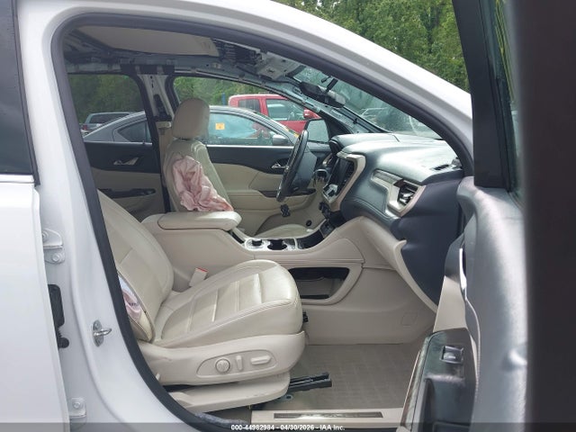 GMC Acadia Awd Denali