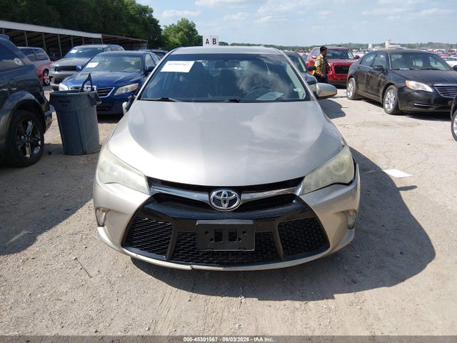 Toyota Camry Se