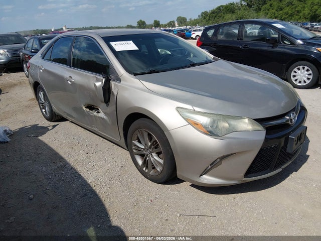 Salvage Toyota Camry Image