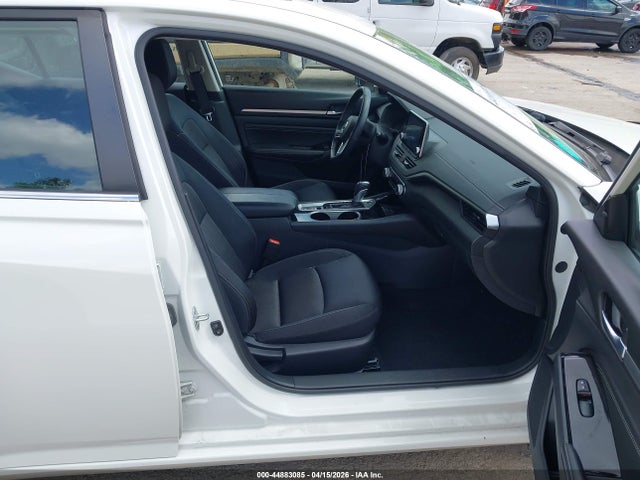 Nissan Altima Sv Intelligent Awd