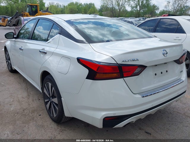 Nissan Altima Sv Intelligent Awd