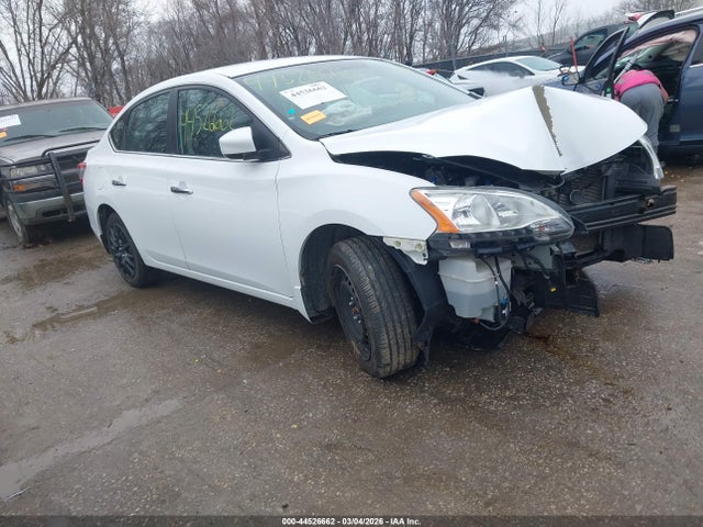 Salvage Nissan Sentra Image