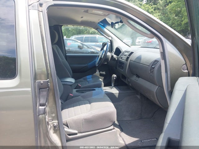 Nissan Frontier Xe