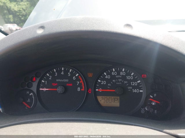 Nissan Frontier Xe